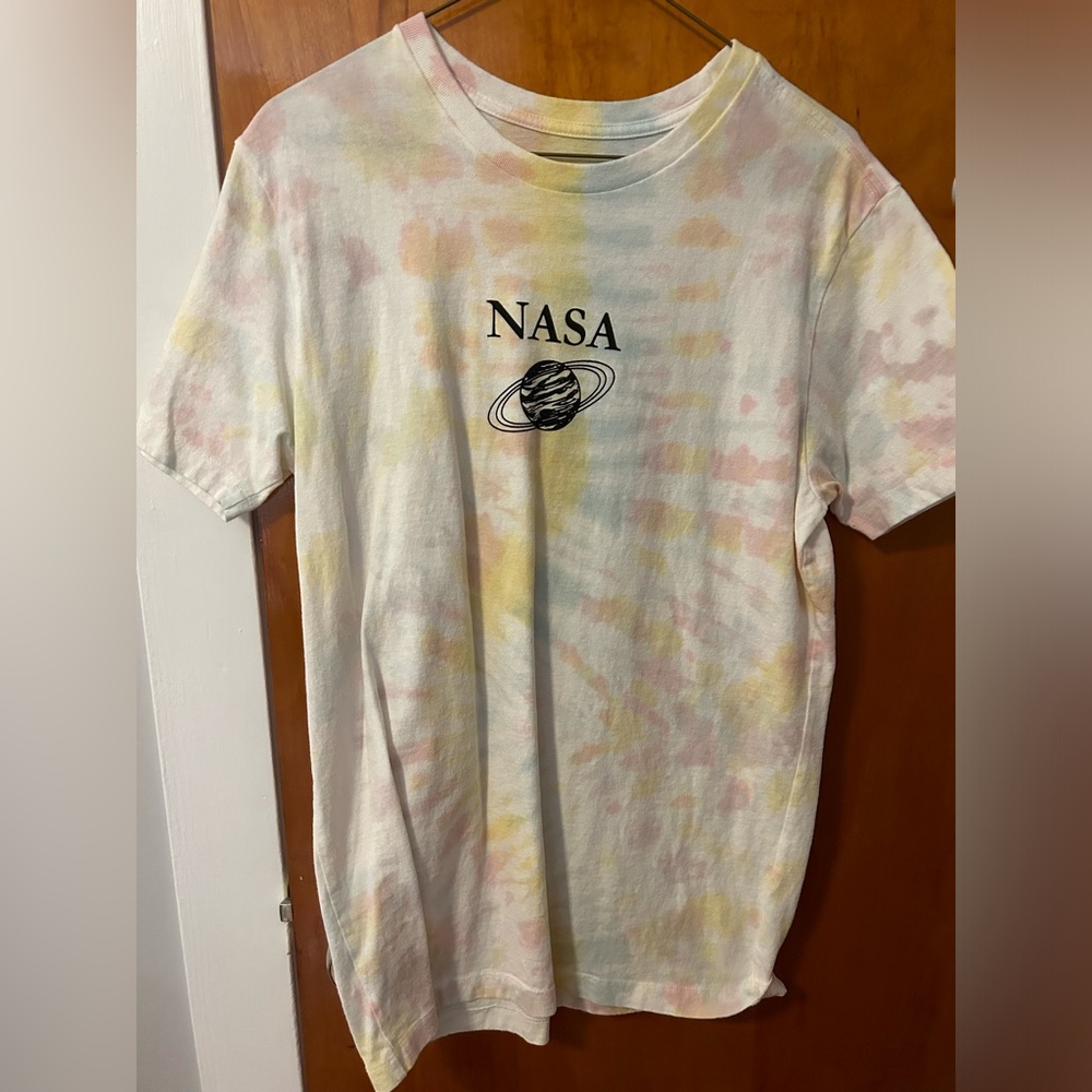 Used men’s Neon Riot NASA t-shirt